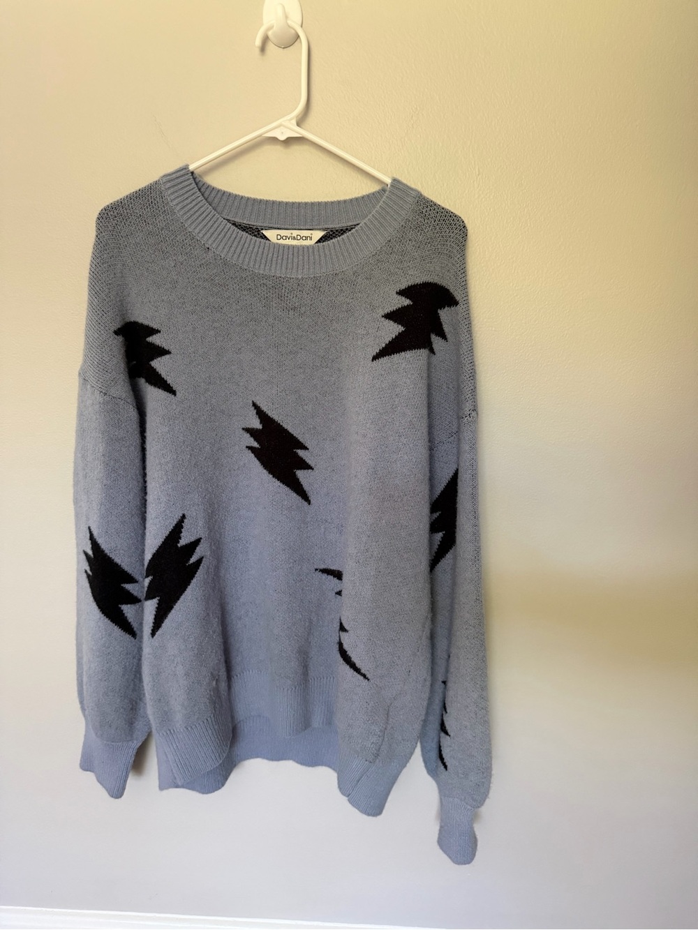 Davi&Dani Blue Lightning-Pattern Crewneck Sweater - Women M